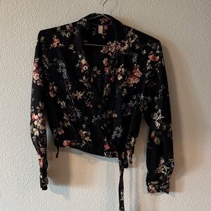 Pilcro (Anthropologie) Floral Black cropped top